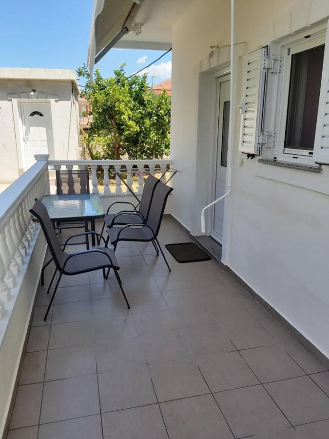 Konstantinos Apartments Ammoudia Exteriör bild
